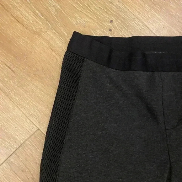 ELIE TAHARI SPORT Charcoal Gray/Black Legging Pants Size M Athlesiure Work Comfy - Picture 2 of 10